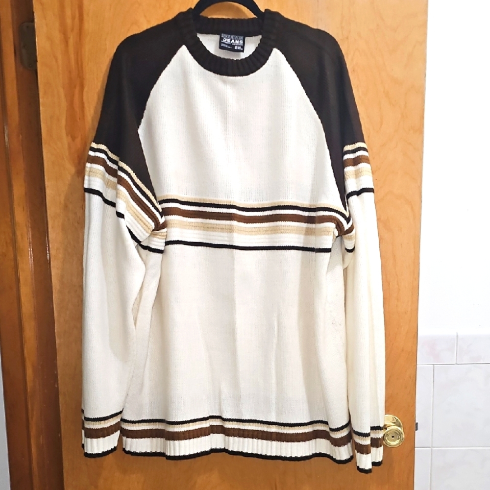 2 Source Jeans Sweaters